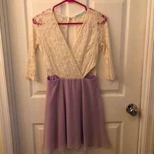 Mid sleeve mini dress